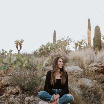 Anita McLeod Photography - Senior session Saguaro National Park, East, Tucson Arizona - Session Photography Near Me Anita McLeod Photography - Senior session Saguaro National Park, East, Tucson Arizona - Session Photography Near Me