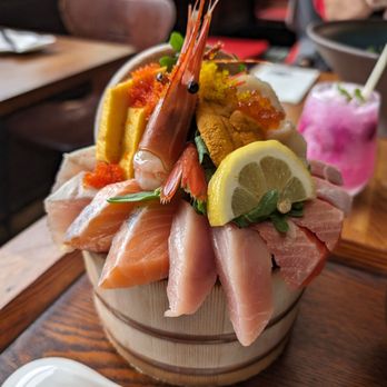Raisu - Chirashi Bowl - Japanese Near Me - Vancouver, British Columbia Raisu - Chirashi Bowl - Japanese Near Me - Vancouver, British Columbia