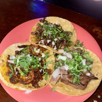 Taqueria Tayahua - Al Pastor Taco, Carne Asada Taco, Lengua Taco - Mexican Near Me - Chicago, Illinois Taqueria Tayahua - Al Pastor Taco, Carne Asada Taco, Lengua Taco - Mexican Near Me - Chicago, Illinois