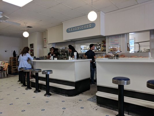 Bridgehampton Candy Kitchen by null