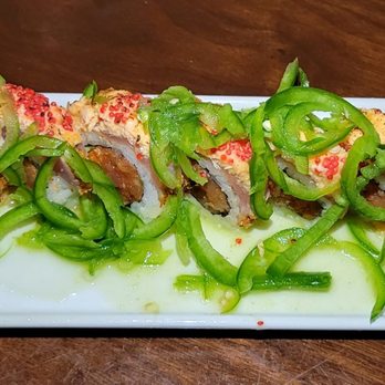 Umi Sake House - Mona Lisa Roll from the Fresh Sheet. Very spicy yummy. $25 – 5 Stars - Sushi Bars Near Me - Seattle, Washington Umi Sake House - Mona Lisa Roll from the Fresh Sheet. Very spicy yummy. $25 – 5 Stars - Sushi Bars Near Me - Seattle, Washington