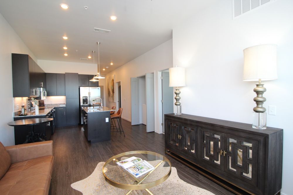 BRIO APARTMENTS Updated September 2024 33 Photos & 10 Reviews 305 N Main St, Broken Arrow