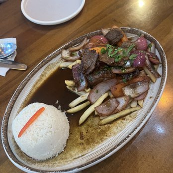 Dr Limon Ceviche Bar - lomo saltado - Seafood Near Me - Miami, Florida