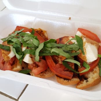 EARL Kaimuki - caprese (without chili peppers) - Sandwiches Near Me - Honolulu, Hawaii EARL Kaimuki - caprese (without chili peppers) - Sandwiches Near Me - Honolulu, Hawaii