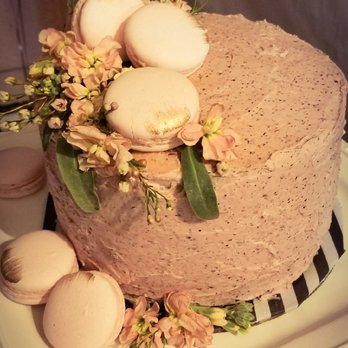 CC's Macarons and Desserts - Macarons Near Me