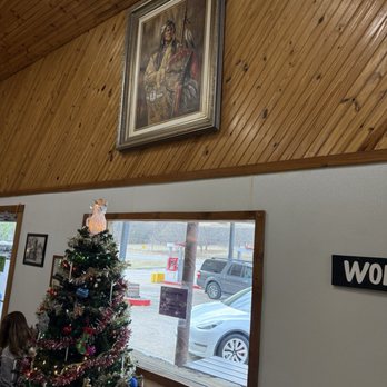 Arbuckle Mountain Fried Pies - Christmas tree - Bakeries Near Me - Davis, Oklahoma Arbuckle Mountain Fried Pies - Christmas tree - Bakeries Near Me - Davis, Oklahoma