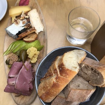 Buvette Chez Simone - Wine Bars Near Me - Montreal, Quebec