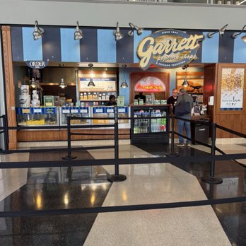 Garrett Popcorn Shops - Storefront at H2 Terminal 3 - Popcorn Shops Near Me - Chicago, Illinois