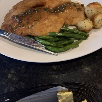 Avenue Restaurant - Pork Schnitzel - New American Near Me - Clayton, Missouri