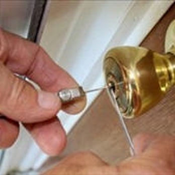 A & B Locksmith Service - Keys & Locksmiths Near Me - Sylmar, California