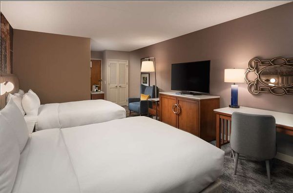 Hilton Lexington/Downtown by null