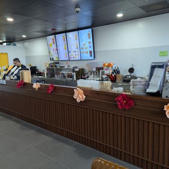 Fatbee Cafe - Interior - Bubble Tea Near Me - Everett, Washington Fatbee Cafe - Interior - Bubble Tea Near Me - Everett, Washington