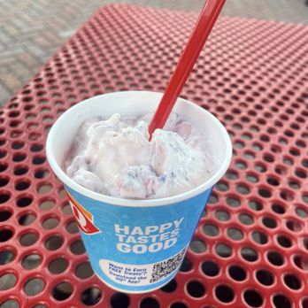 Dairy Queen Ltd Brazier - Small cotton candy blizzard - Ice Cream & Frozen Yogurt Near Me - Kensington, Connecticut Dairy Queen Ltd Brazier - Small cotton candy blizzard - Ice Cream & Frozen Yogurt Near Me - Kensington, Connecticut
