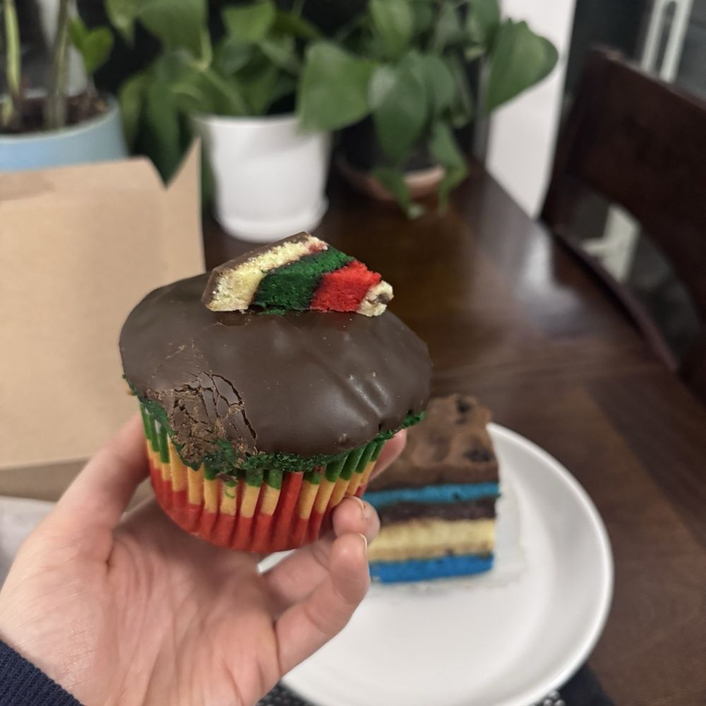 Belli Baci Bakery - Bakeries Near Me - Staten Island, New York
