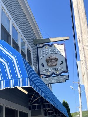 Jordan's Restaurant - Breakfast - Lobster Rolls - Burgers - Pancakes - Sandwiches by null