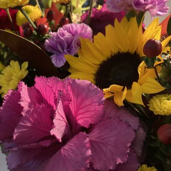 Lilypots - Florists Near Me - Lake Geneva, Wisconsin