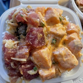 Ono Seafood - Poke bowl miso ahi and spicy salmon - Seafood Near Me - Honolulu, Hawaii Ono Seafood - Poke bowl miso ahi and spicy salmon - Seafood Near Me - Honolulu, Hawaii