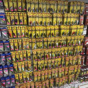 Flamingo Fish & Marine - Strike king Crankbaits and red eye shads ready for the battle on Lake Eufaula. - Boat Dealers Near Me - Eufaula, Oklahoma Flamingo Fish & Marine - Strike king Crankbaits and red eye shads ready for the battle on Lake Eufaula. - Boat Dealers Near Me - Eufaula, Oklahoma