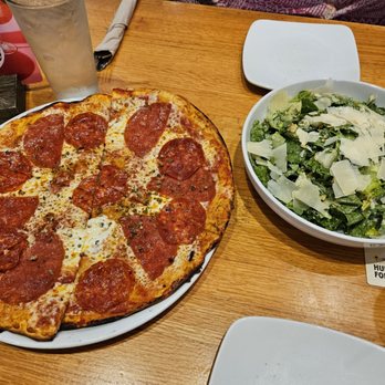 California Pizza Kitchen - Pizza Near Me - Virginia Beach, Virginia