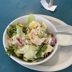 Mom's Cafe - Full sized Chef Salad