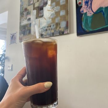 Blueys Kitchen - Iced americano - Cafes Near Me - Santa Monica, California