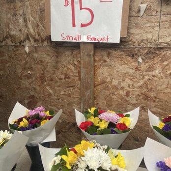 Fresh Flower Farm - Smaller bouquet range from $15-$30 - Florists Near Me - Auburn, Washington