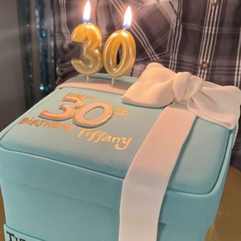 Cakes by Frosted - Desserts Near Me - Edmonds, Washington Cakes by Frosted - Desserts Near Me - Edmonds, Washington