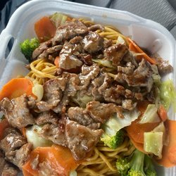 Kisoro - Beef Teriyaki with noodles and veggies