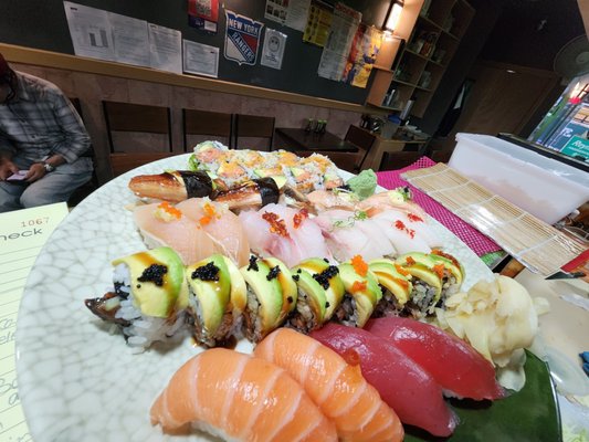 Canaan Sushi by null