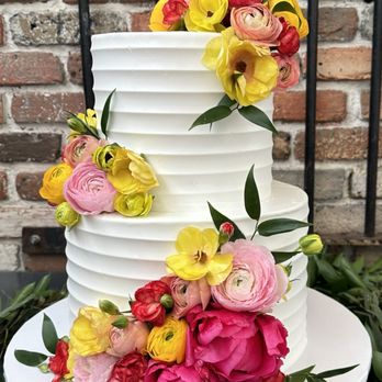 Dulce de Leche Cake Shop - Desserts Near Me - Brightwaters, New York Dulce de Leche Cake Shop - Desserts Near Me - Brightwaters, New York