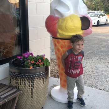 Sips And Sprinkles - Coffee & Tea Near Me - Belvidere, Illinois