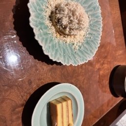 Dessert: green tea ice cream with grated chestnut; tamago with banana Dessert: green tea ice cream with grated chestnut; tamago with banana
