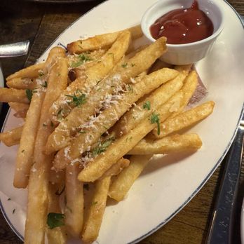 Noah's Cafe - Truffle Fries - Japanese Near Me - Vancouver, British Columbia Noah's Cafe - Truffle Fries - Japanese Near Me - Vancouver, British Columbia