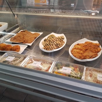 My Secret Kitchen - Here are some of the things that were already ready: veal, chicken parm, grilled chicken, arancini, and various meals in front. - Italian Near Me - Mississauga, Ontario My Secret Kitchen - Here are some of the things that were already ready: veal, chicken parm, grilled chicken, arancini, and various meals in front. - Italian Near Me - Mississauga, Ontario