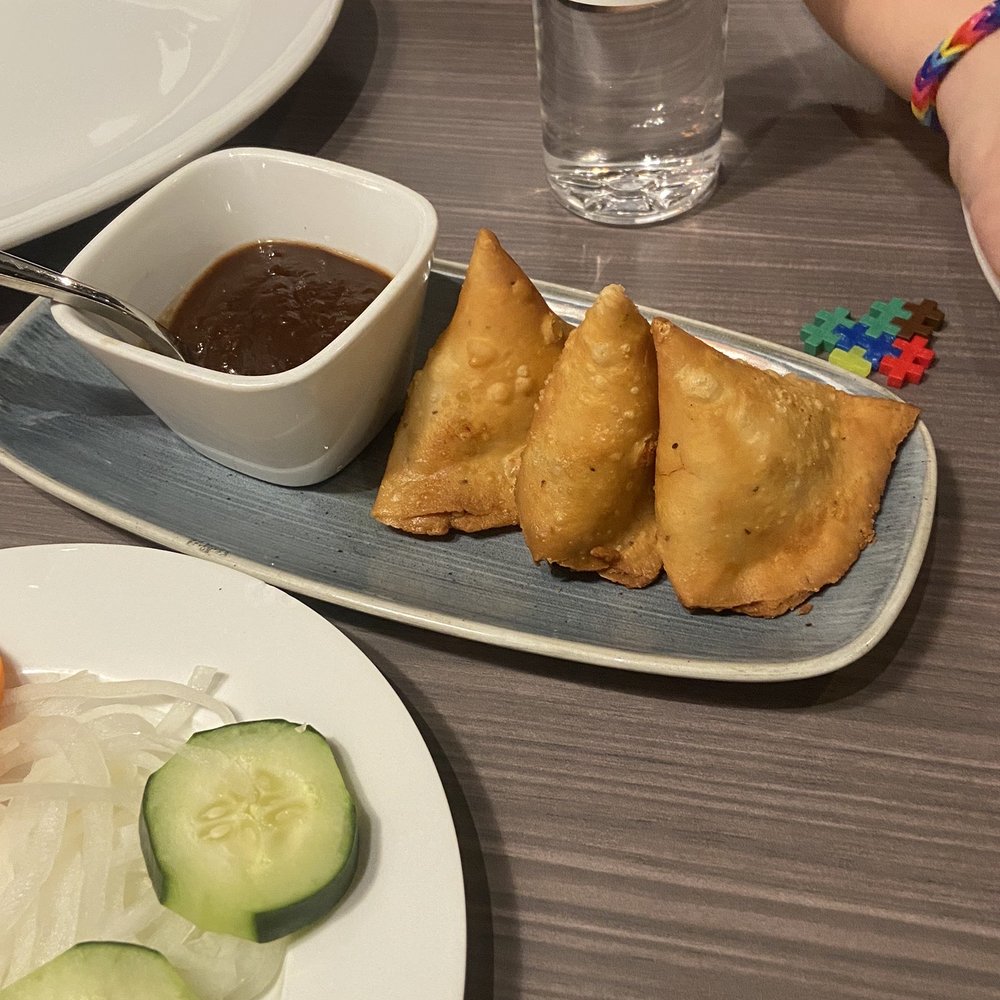 Elite Indo Pak Restaurant - Veggie samosas - Halal Near Me - Sugar Land, Texas