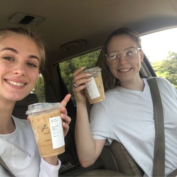 Starbucks - Coffee & Tea Near Me - Cayce, South Carolina Starbucks - Coffee & Tea Near Me - Cayce, South Carolina