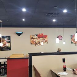 Mama's Pizza and Grill