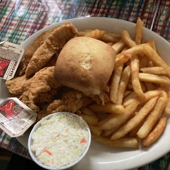 McLin's Restaurant - Comfort Food Near Me - Daleville, Alabama