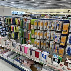 Dollar Tree - Short aisles
