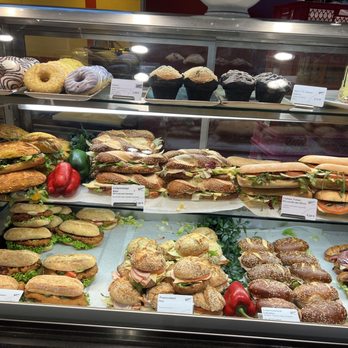 Brioche Dorée - Case of muffins and Sandwiches - Bakeries Near Me - Munich, BY