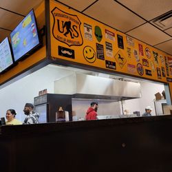 Streats - Trying out STREATS in their brand new Coverdale location!