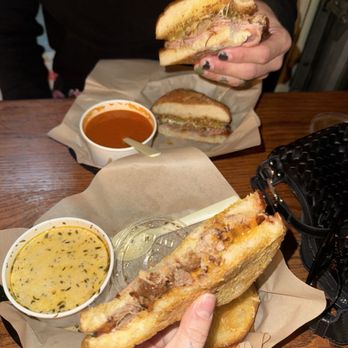 Cozmic Charlie’s Cheeze Shack - Sandwiches Near Me - Eugene, Oregon