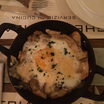 Drogheria Milanese - Uova sulla ghisa di Paolo Parisi con funghi trifolati e scaglie di grana - Italian Near Me - Milan, Michigan