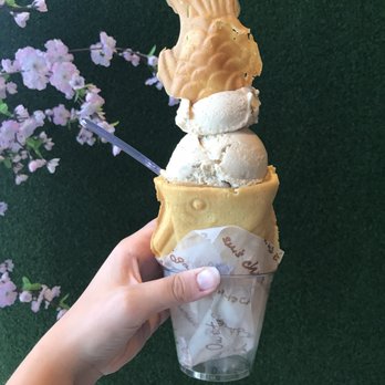 Ice & Bites Cafe - Lavender taiyaki (without toppings) - Shaved Ice Near Me - Orlando, Florida Ice & Bites Cafe - Lavender taiyaki (without toppings) - Shaved Ice Near Me - Orlando, Florida