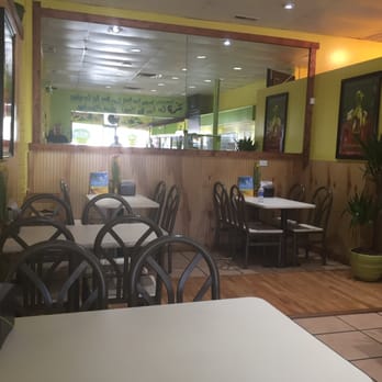 Rt. 13 Caribbean Flava - Small but clean dinning room - Caribbean Near Me - Salisbury, Maryland