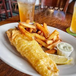 Kings Head British Pub - Surely Famous Fish and Chips
