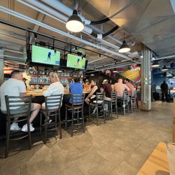 Victory Brewing - Bar area was very loud