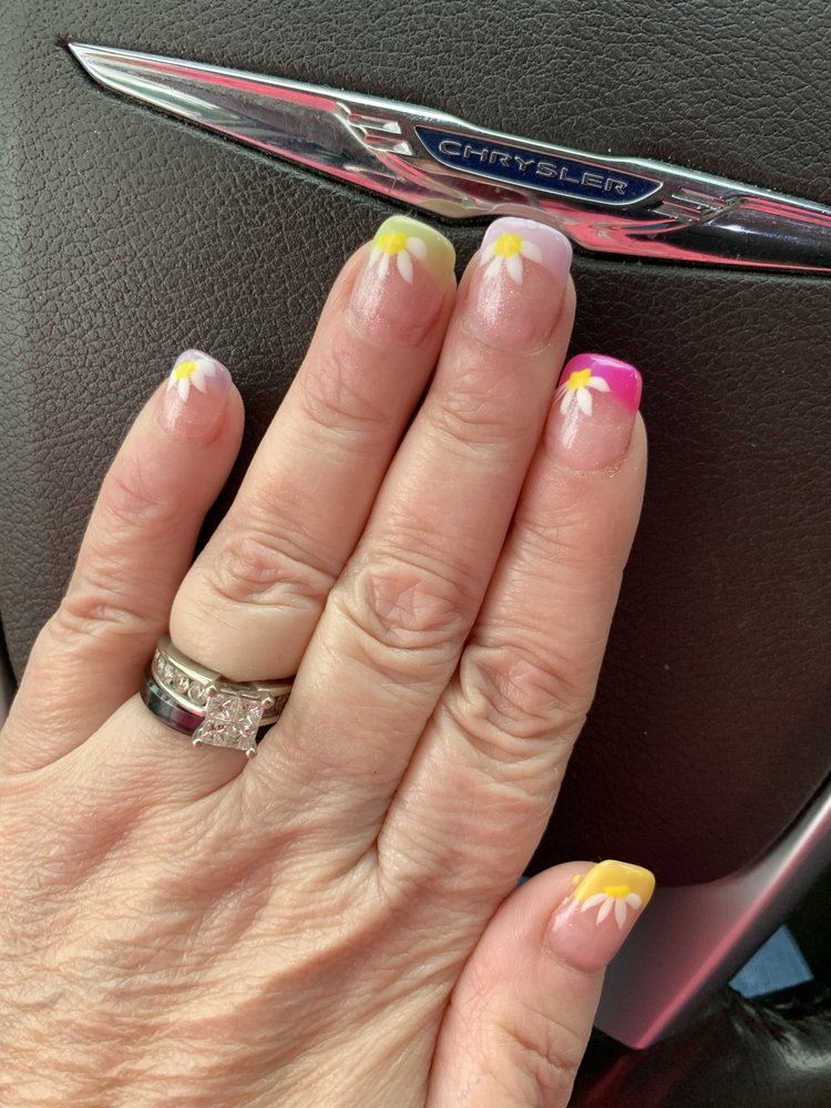 NAILS BY KHOI Updated September 2024 830 Union St, Bangor, Maine