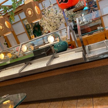 Happy China Buffet - the food being prepared for customers - Chinese Near Me - Bangor, Maine