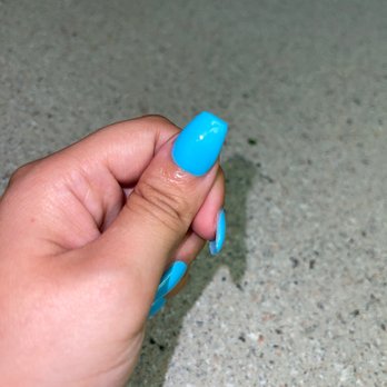 ULTRA Nail Spa - Second finger on side another cut after she kept filing down my nails - Nail Salons Near Me - Stanton, California